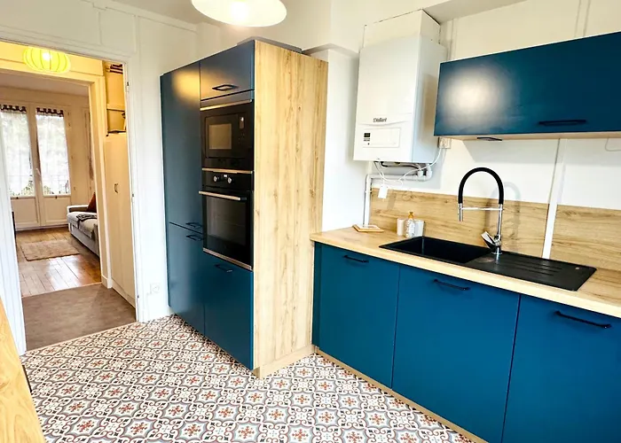 Appartement Le Grand Balcon - Proche Centre - Wifi - Machine à Laver Troyes