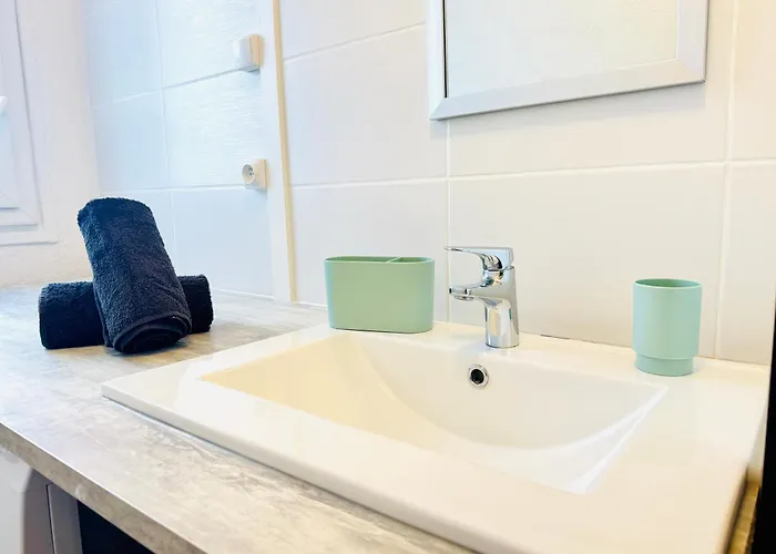 Le Grand Balcon - Proche Centre - Wifi - Machine à Laver Appartement *